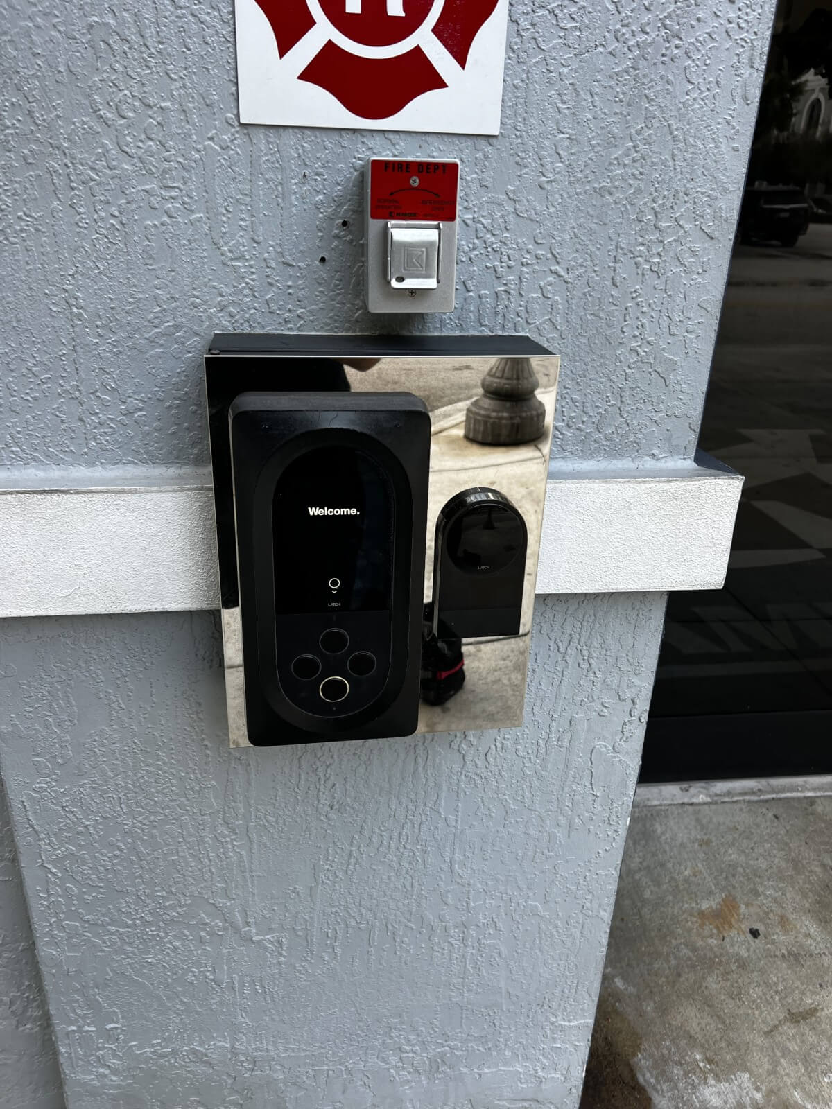 Nearby Locksmith-Full Service 24 Hour Emergency Response-MLS