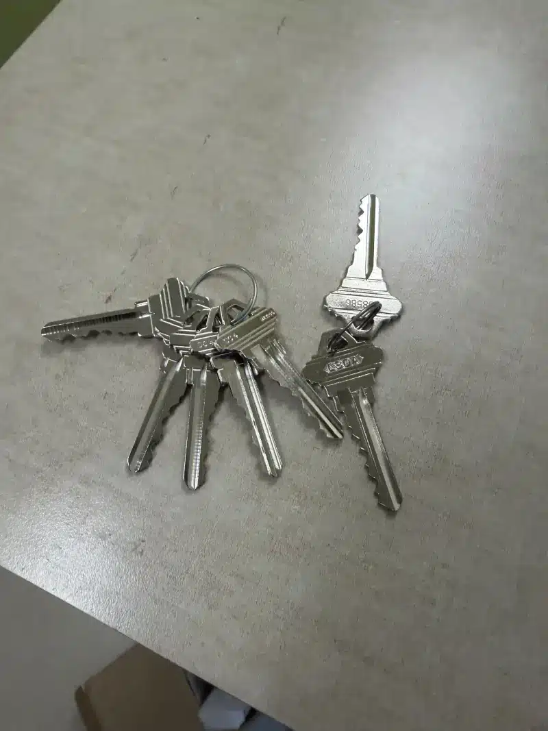 Had a Break-In? Emergency Rekey Service in Helena-West Helena 3 Old house keys that no longer work after an emergency rekey, replaced by one new set.
